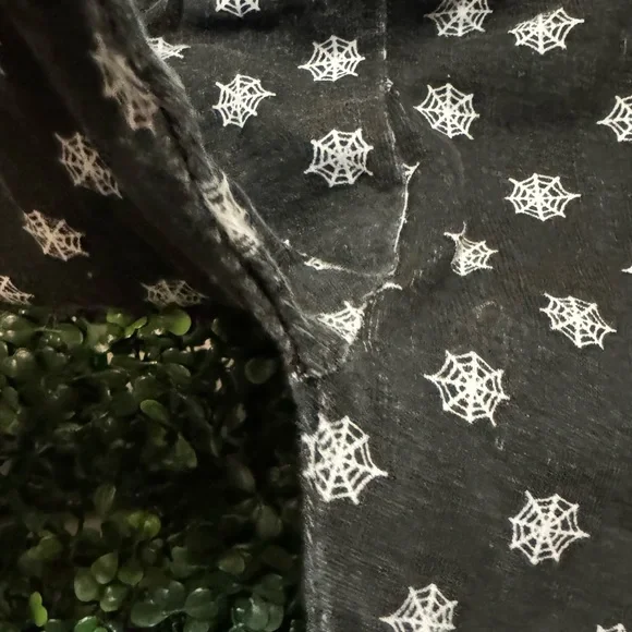 🔥5/$25🔥CHICK PEA SPIDER WEB/HALLOWEEN THEMED 12MO PAJAMA PANTS BOY/GIRL - Picture 4 of 8